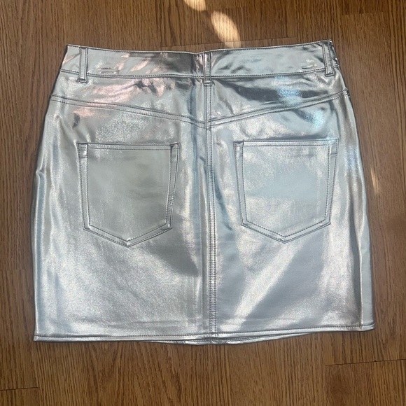 Metallic Skirt - Picture 3 of 3